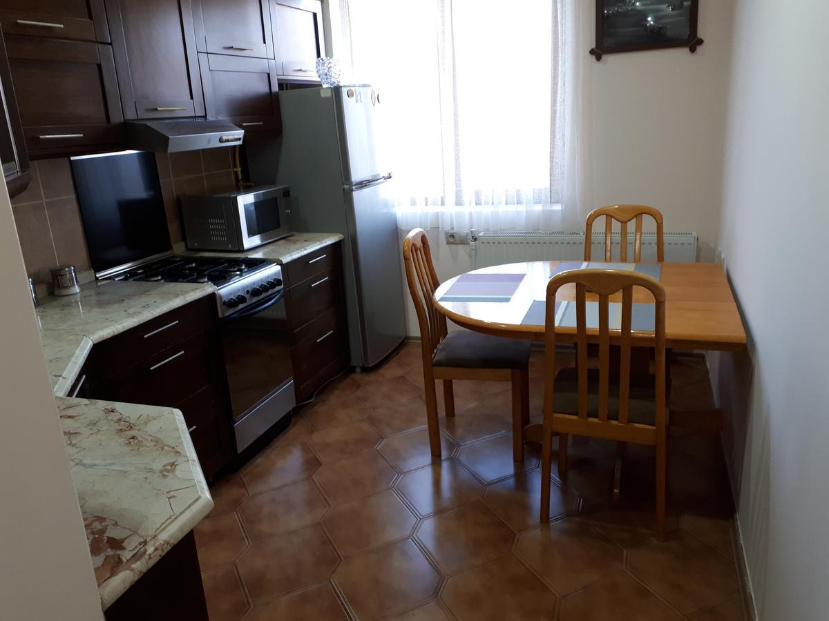 Apartment Archil Batumi Exterior photo
